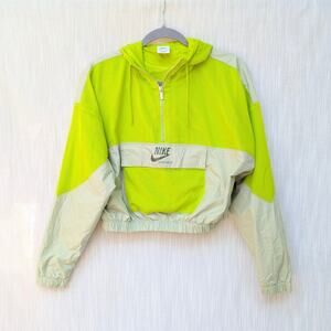 Nike Sportswear Oversized Mesh Half-zip Hooded Logo Jacket in Lime, size XS